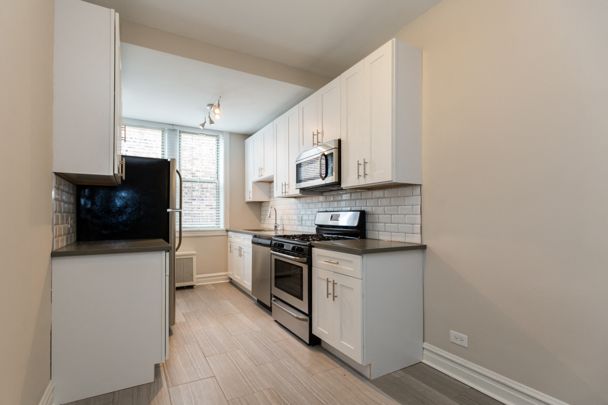 uchicago university of chicago roommate matching renovated kitchen hyde park apartment